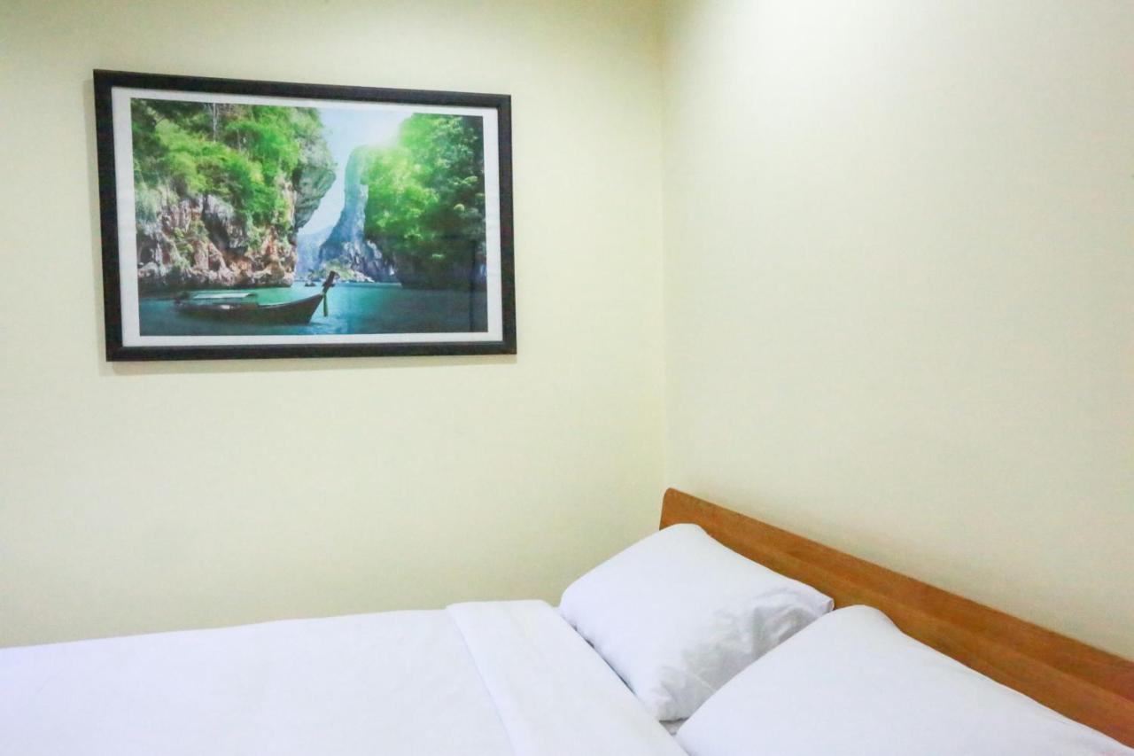 Interest Poshtel Hostel Bangkok Exterior photo